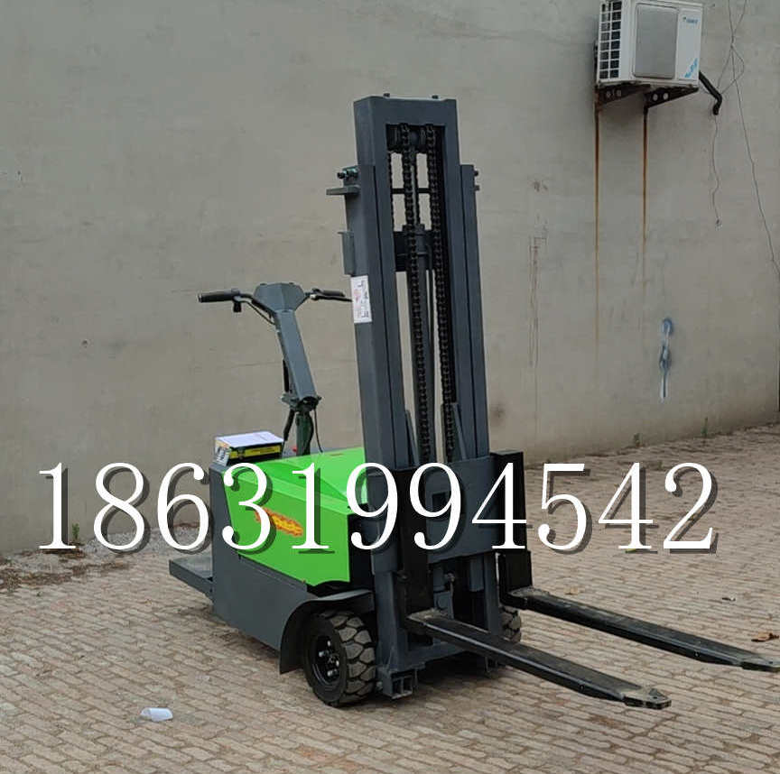 尖山区优程全电动叉车插腿式堆高车液压装卸车1.5吨升高小型站驾式铲车